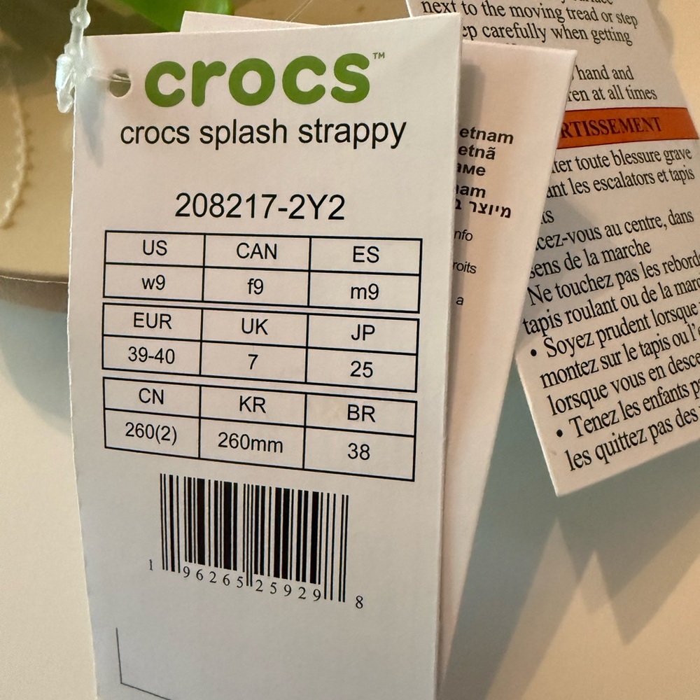 CROCS Splash Strappy Sandals in Bone New With Tags Women’s 9 - Picture 5 of 6